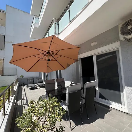 Kyra Maria * Rhodes City