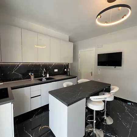 Kyra Maria Appartement *