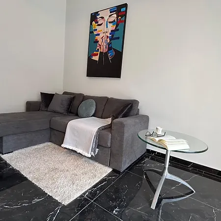 Kyra Maria Appartement *
