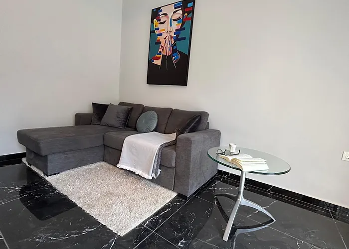 Kyra Maria Διαμέρισμα *